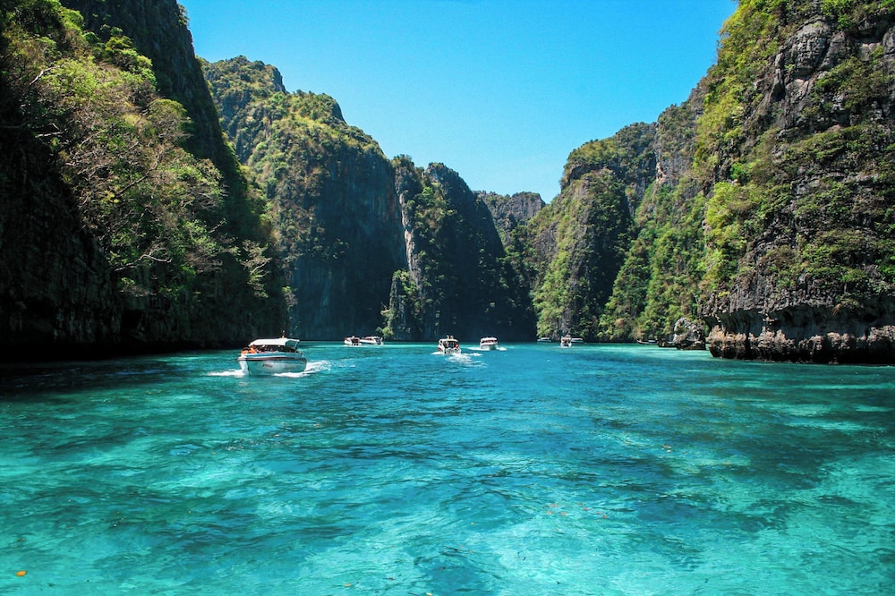 Holiday Inn Resort Krabi Ao Nang Beach by IHG — Attractions in the area in Ao Nang, Krabi