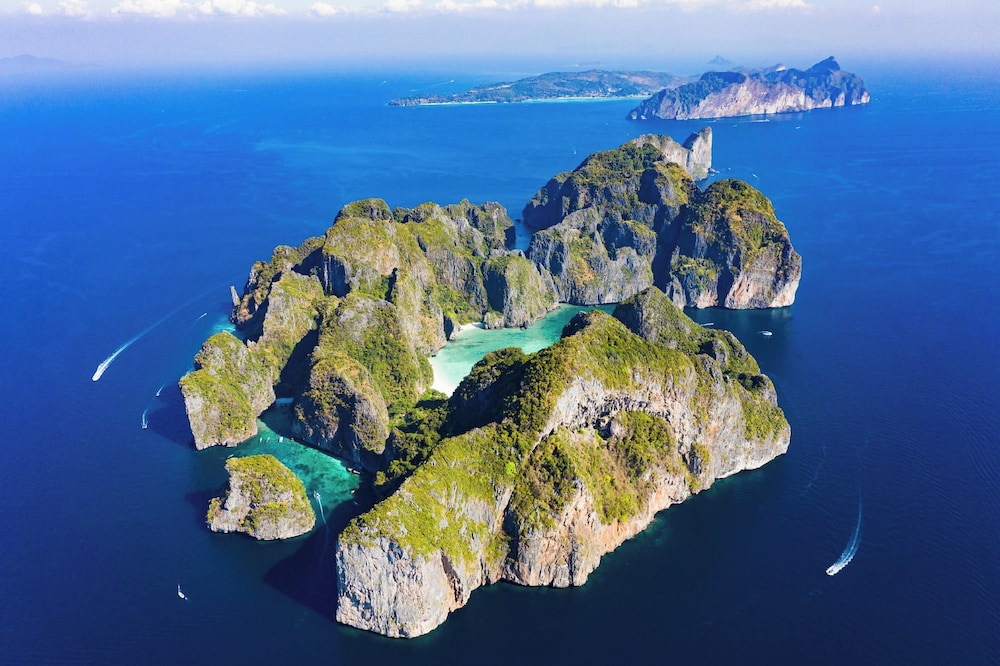 Holiday Inn Resort Krabi Ao Nang Beach by IHG — Attractions in the area in Ao Nang, Krabi