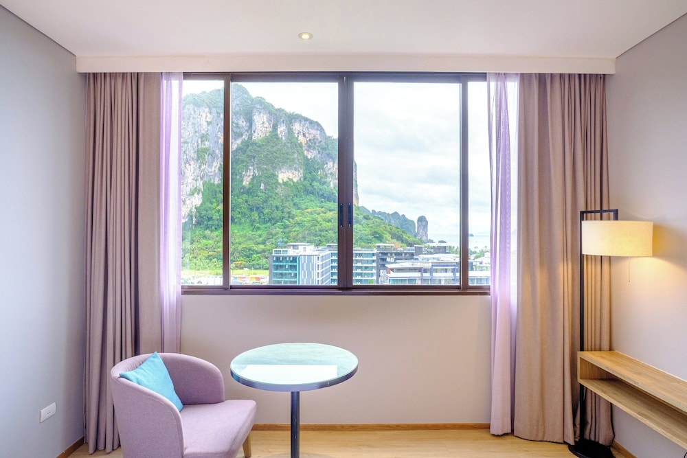 Holiday Inn Resort Krabi Ao Nang Beach by IHG — Hotel rooms in Ao Nang, Krabi