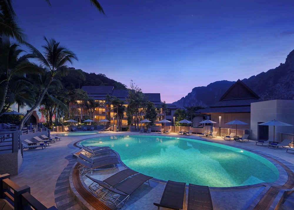 Holiday Inn Resort Krabi Ao Nang Beach by IHG — Swimming pool in Ao Nang, Krabi