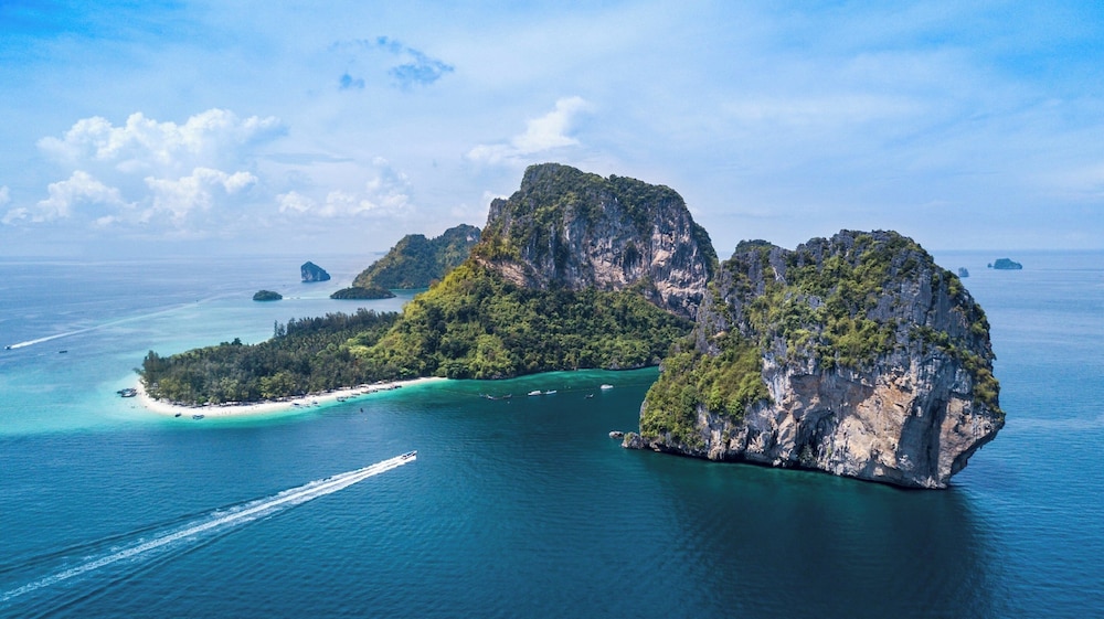 Holiday Inn Resort Krabi Ao Nang Beach by IHG — Attractions in the area in Ao Nang, Krabi