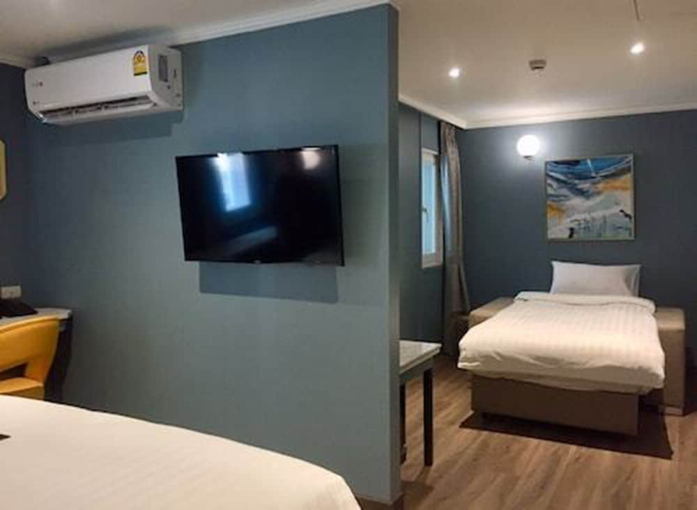 The Mulberry Bangkok Khaosan Road — Hotel rooms in Bangkok, Bangkok