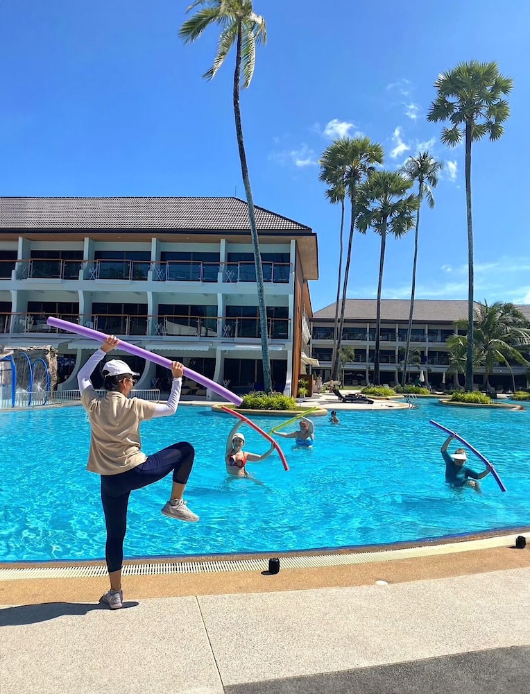 Amora Beach Resort Phuket — Sports & recreation in Bang Tao Beach, Phuket Province
