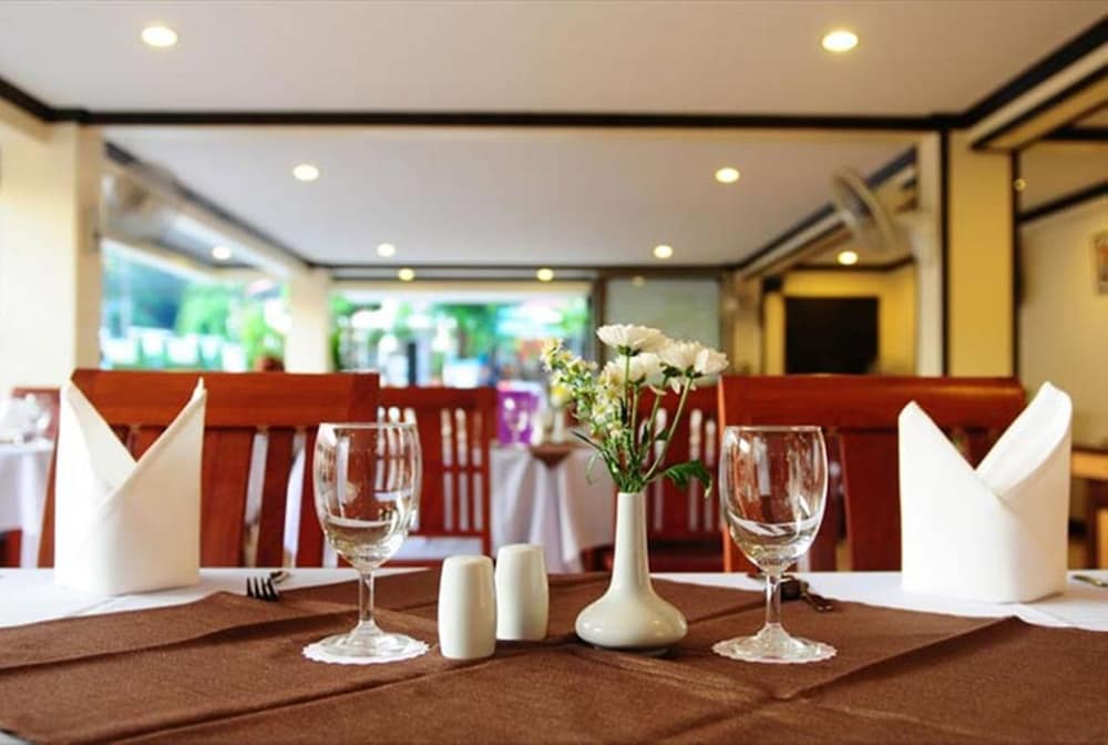 Ao Nang Orchid Resort — Restaurant & bars in Ao Nang, Krabi