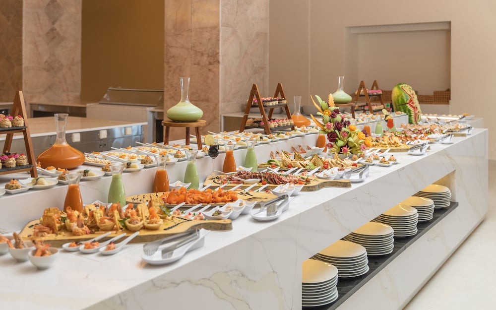 Royal Azur Thalassa — Restaurant & bars in Hammamet, Nabeul