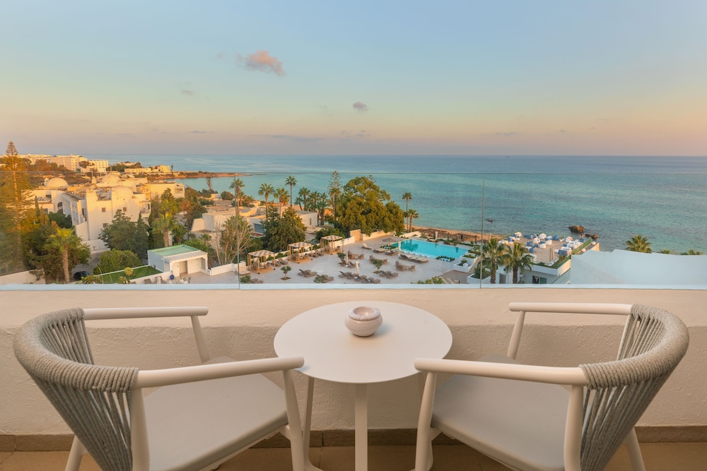 Royal Azur Thalassa — Swimming pool in Hammamet, Nabeul