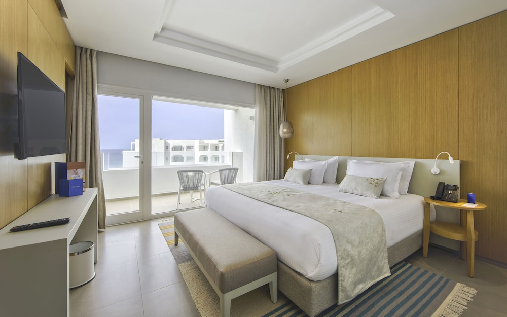 Royal Azur Thalassa — Hotel rooms in Hammamet, Nabeul