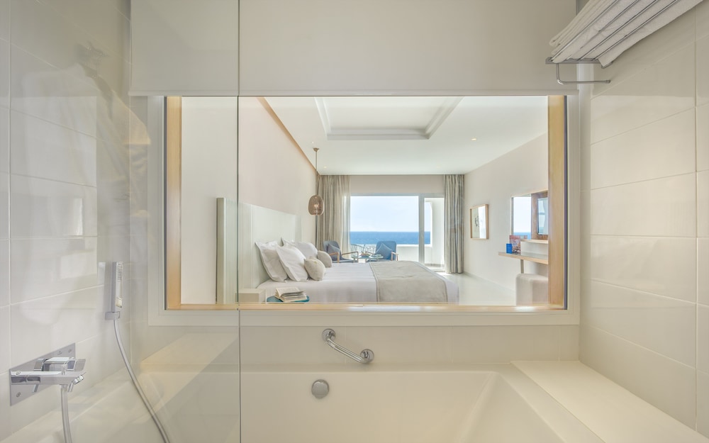 Royal Azur Thalassa — Hotel rooms in Hammamet, Nabeul