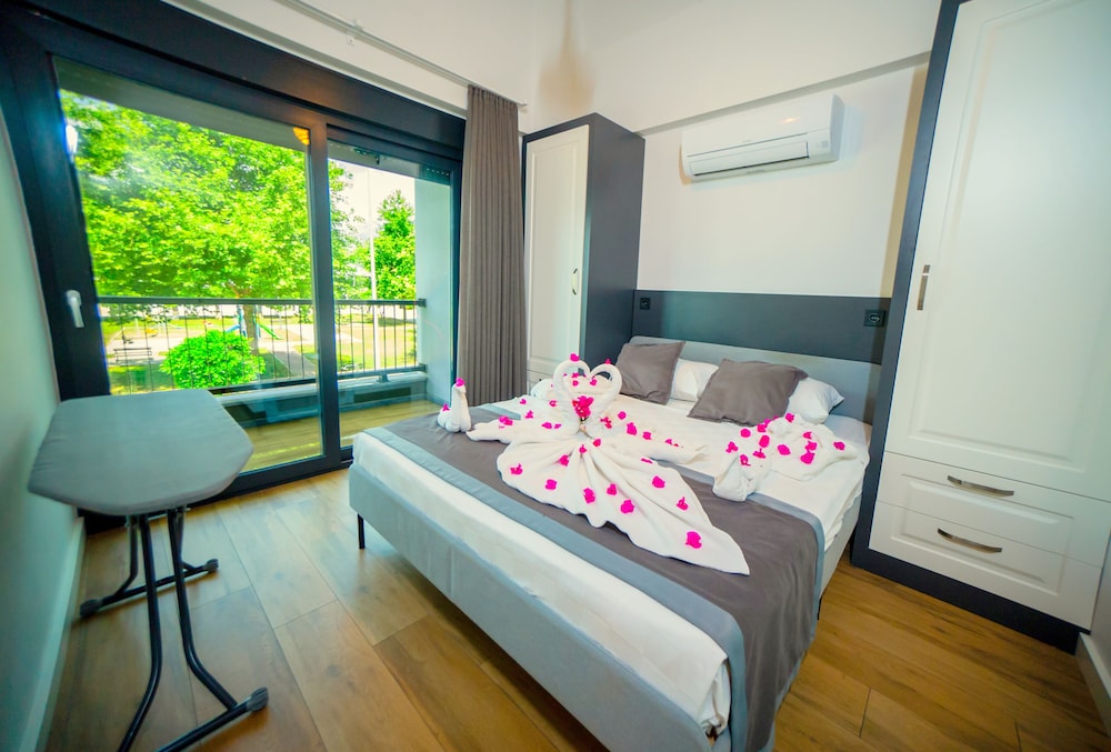 Hotel Camyuva Beach — Hotel rooms in Kemer