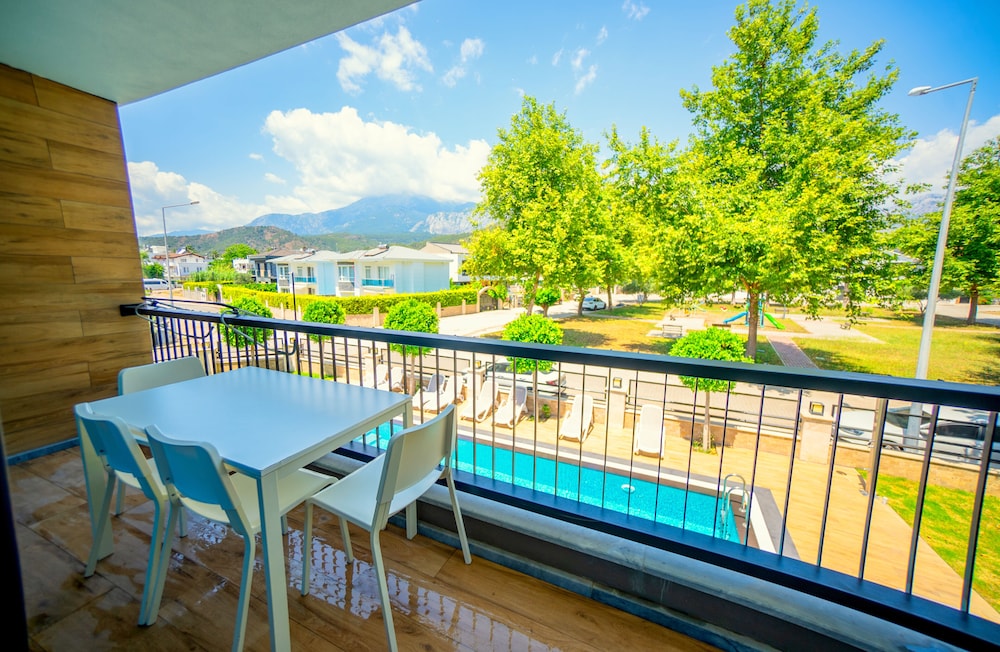 Hotel Camyuva Beach — Swimming pool in Kemer