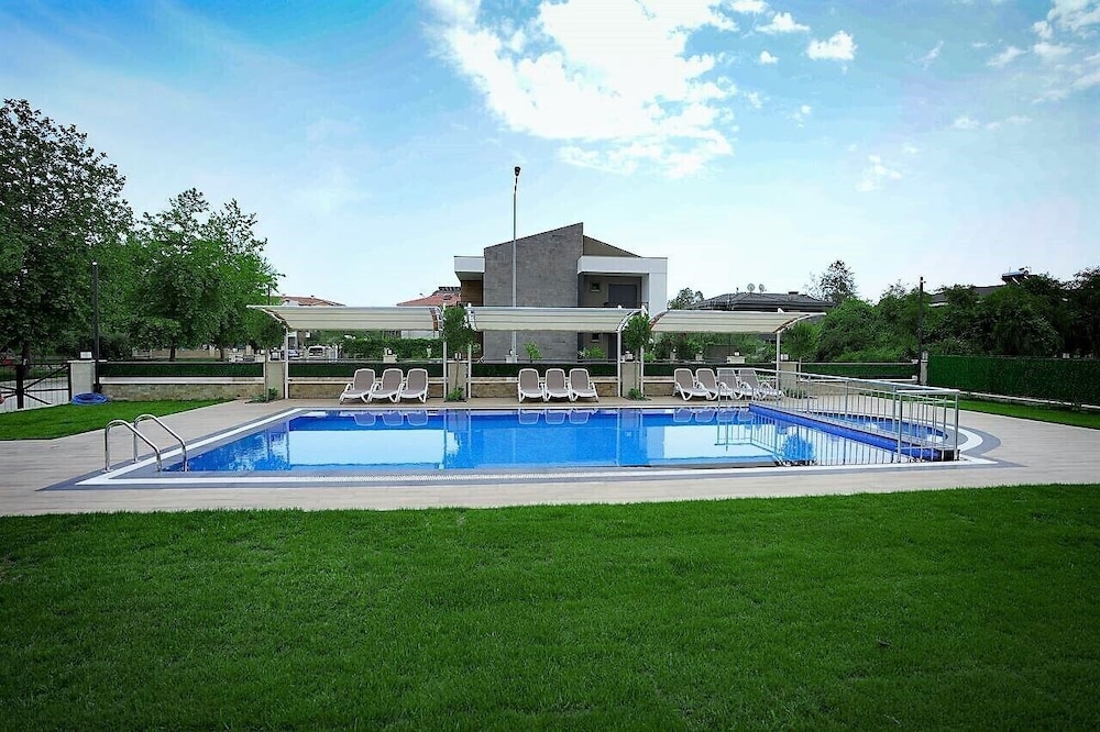 Hotel Camyuva Beach — Swimming pool in Kemer