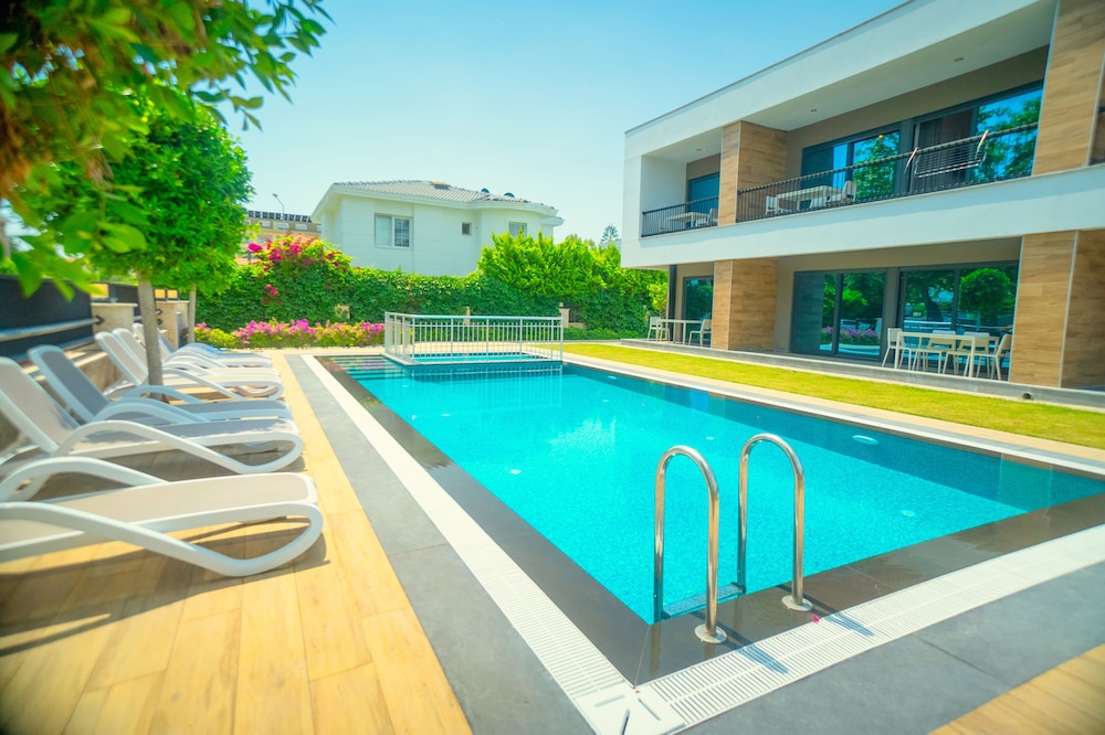 Hotel Camyuva Beach — Swimming pool in Kemer