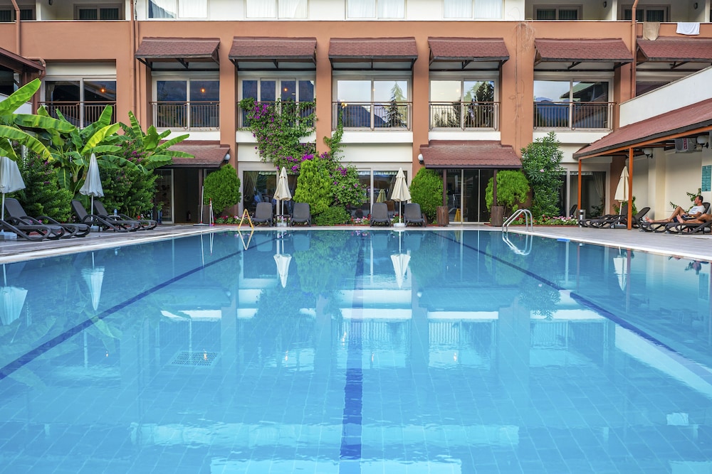 Rose Resort Hotel - zdjęcie 3