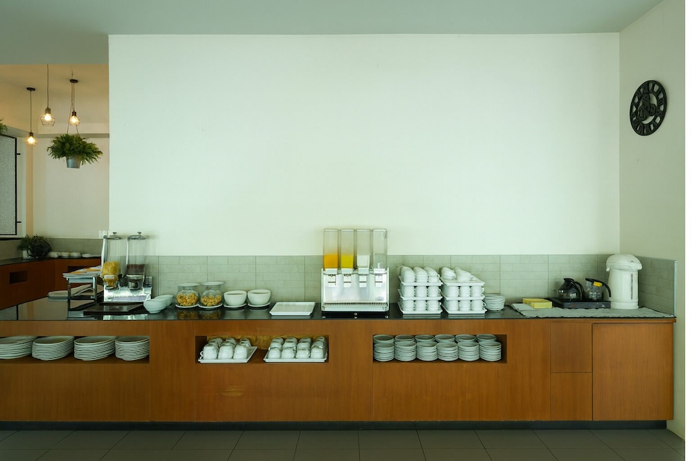 Tuana Hotels The Natural Resort — Restaurant & bars in Patong Beach, Phuket Province