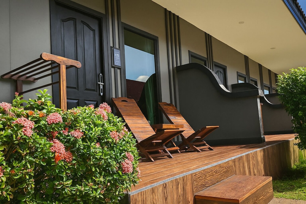 Tuana Hotels The Natural Resort — Hotel building in Patong Beach, Phuket Province