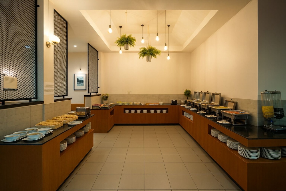 Tuana Hotels The Natural Resort — Restaurant & bars in Patong Beach, Phuket Province