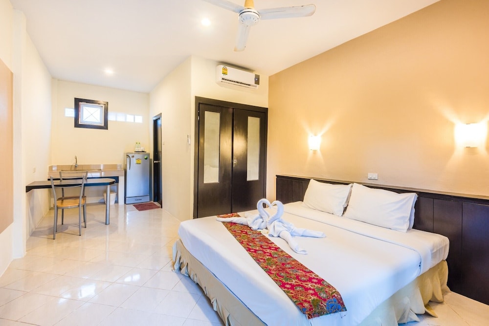 Tuana Hotels The Natural Resort — Hotel rooms in Patong Beach, Phuket Province