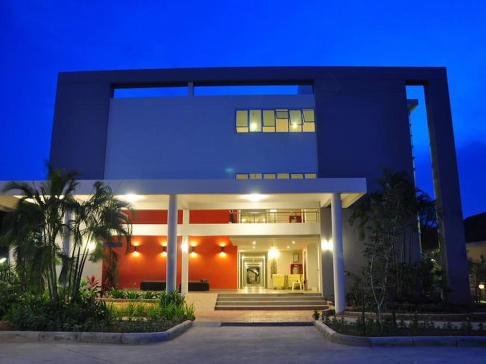 Tuana Hotels The Natural Resort — Hotel building in Patong Beach, Phuket Province