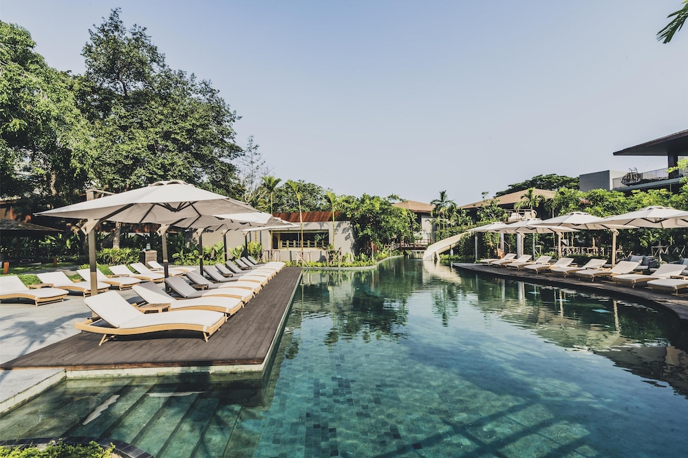 ANDAZ PATTAYA JOMTIEN BEACH, BY HYATT — Swimming pool in Sattahip, Chonburi