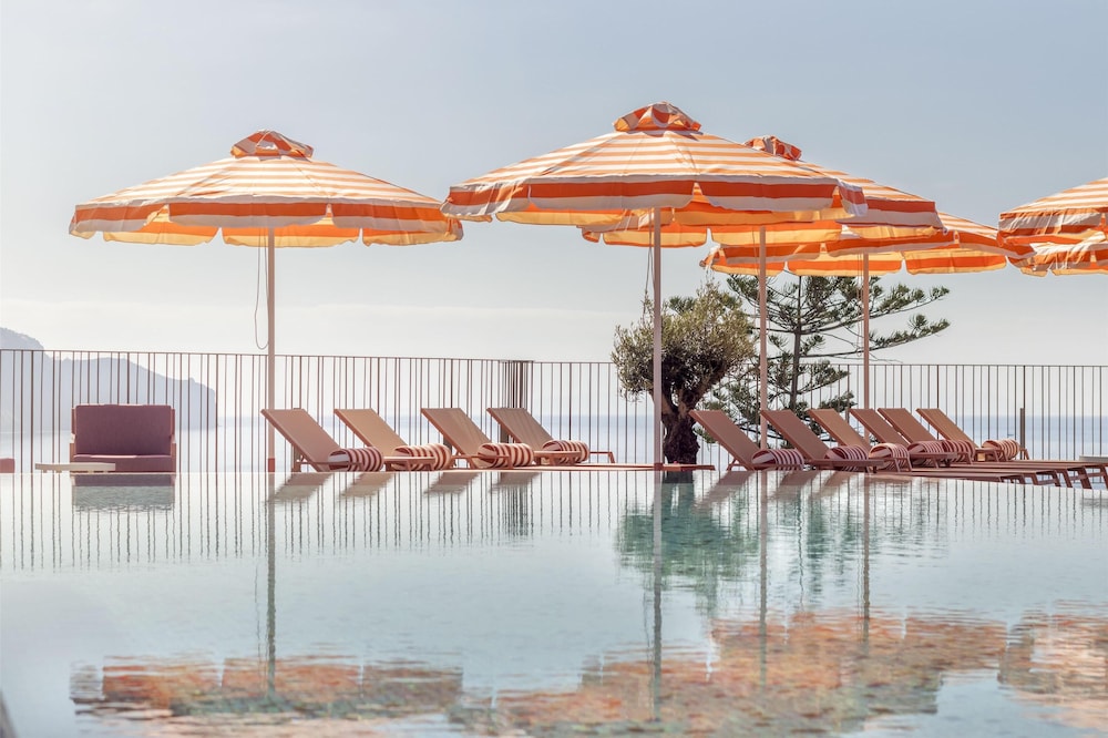 NEXT - Savoy Signature — Swimming pool in Funchal, Madeira