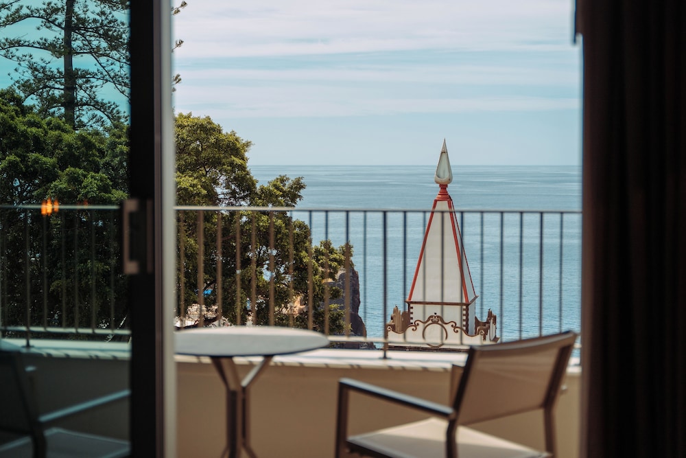NEXT - Savoy Signature — Hotel rooms in Funchal, Madeira