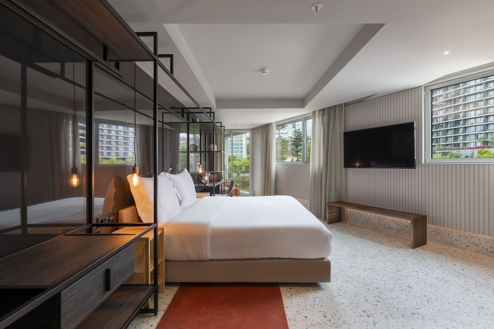 NEXT - Savoy Signature — Hotel rooms in Funchal, Madeira