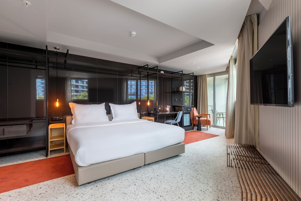 NEXT - Savoy Signature — Hotel rooms in Funchal, Madeira