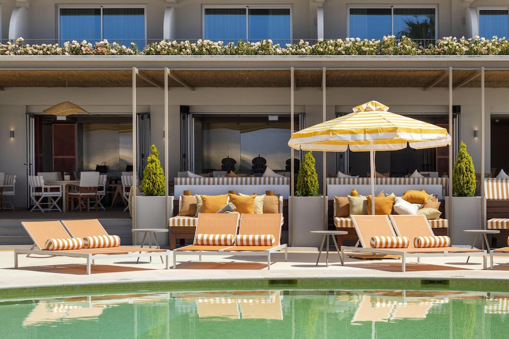 NEXT - Savoy Signature — Swimming pool in Funchal, Madeira