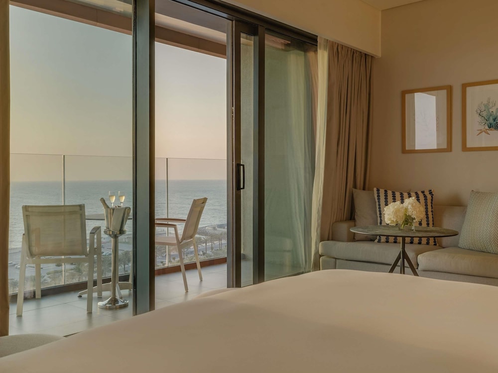 Mövenpick Resort Al Marjan Island — Hotel rooms in Ras al Khaimah