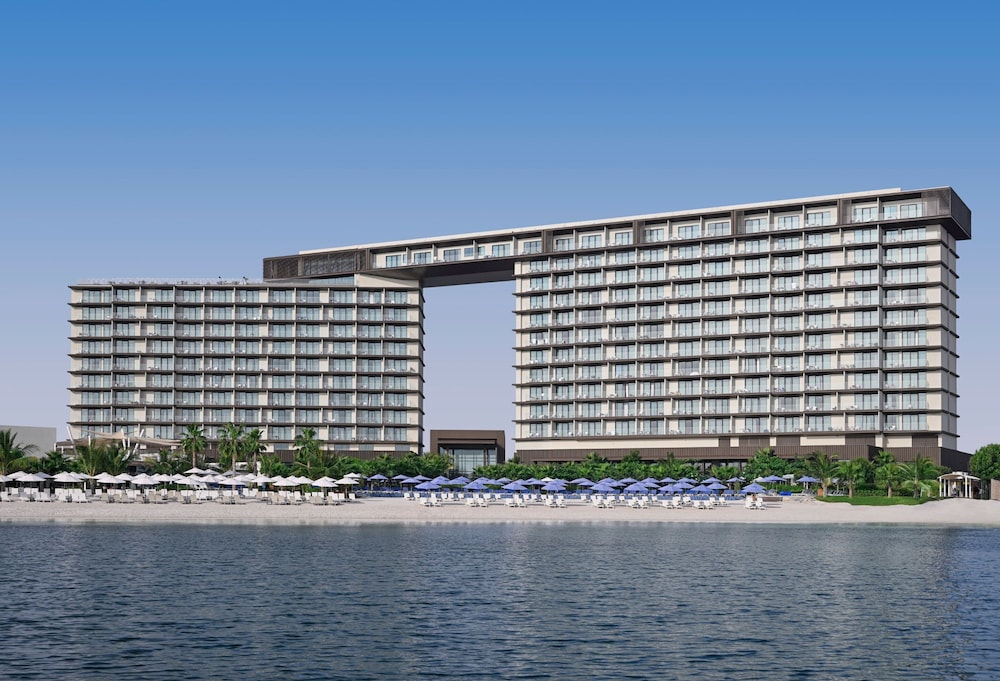 Mövenpick Resort Al Marjan Island — Hotel building in Ras al Khaimah