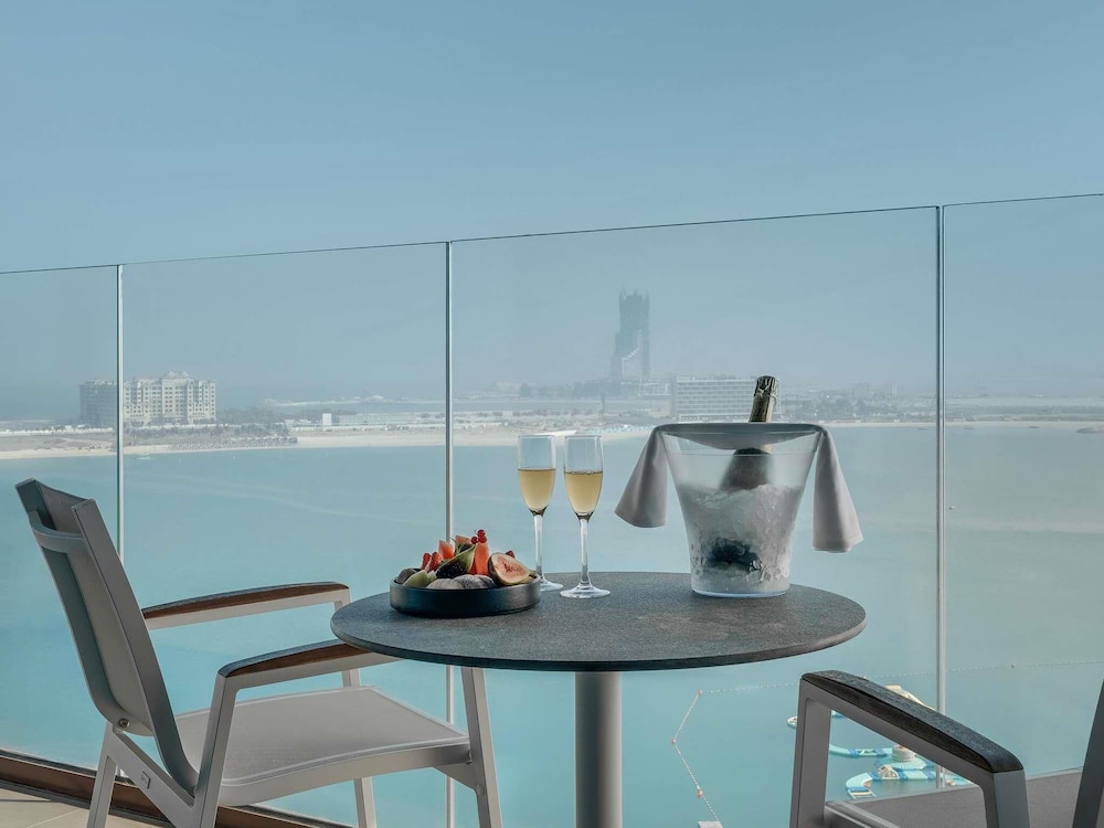 Mövenpick Resort Al Marjan Island — Hotel rooms in Ras al Khaimah