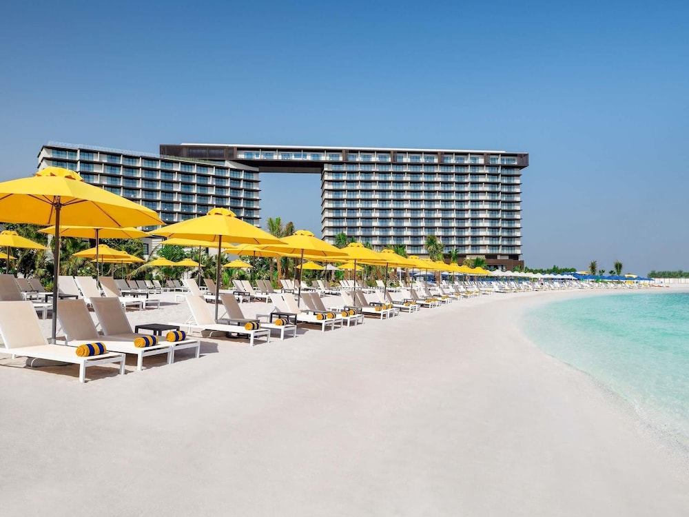 Mövenpick Resort Al Marjan Island — Beach in Ras al Khaimah
