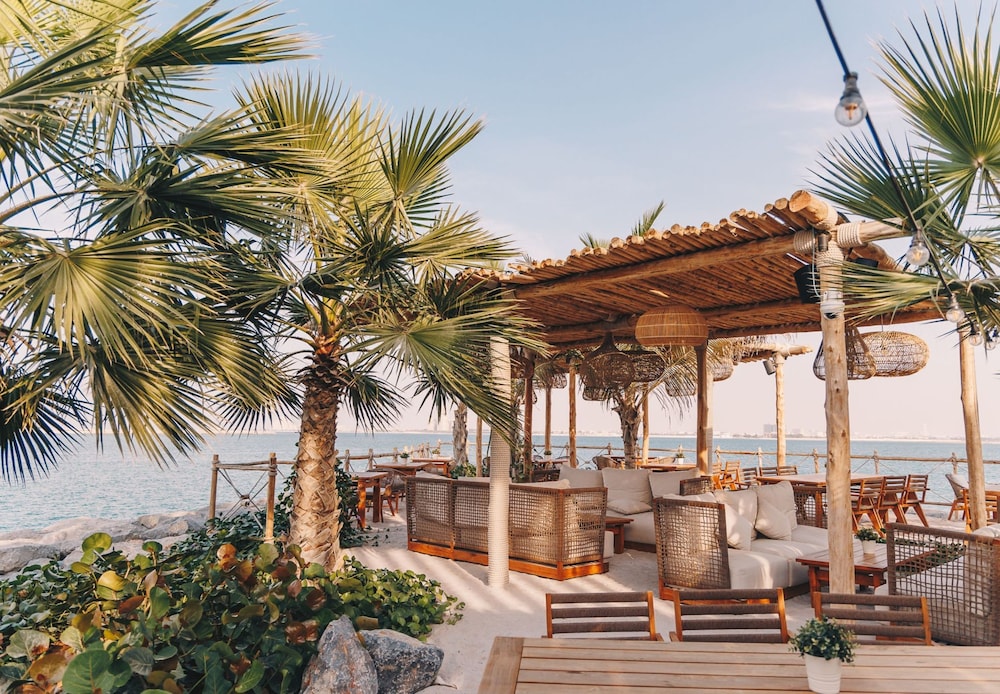 Mövenpick Resort Al Marjan Island — Restaurant & bars in Ras al Khaimah