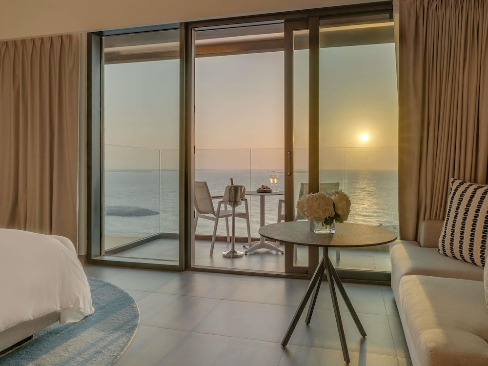 Mövenpick Resort Al Marjan Island — Hotel rooms in Ras al Khaimah