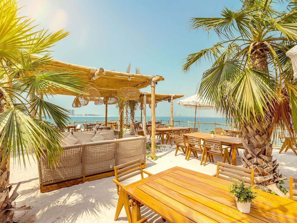 Mövenpick Resort Al Marjan Island — Restaurant & bars in Ras al Khaimah