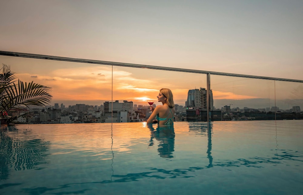 Soleil Boutique Hotel — Swimming pool in Hanoi
