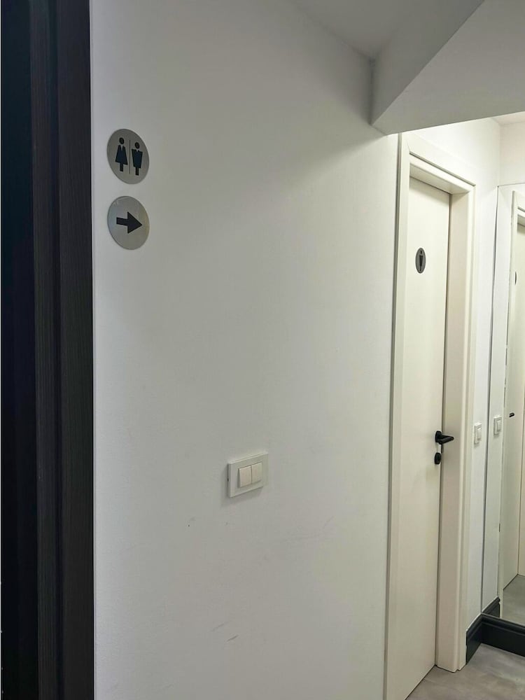 Doma Zagreb — Hotel building in Zagreb, Zagreb (city)