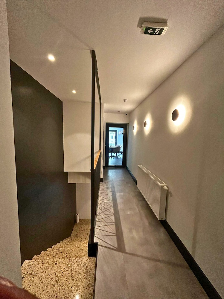 Doma Zagreb — Hotel building in Zagreb, Zagreb (city)