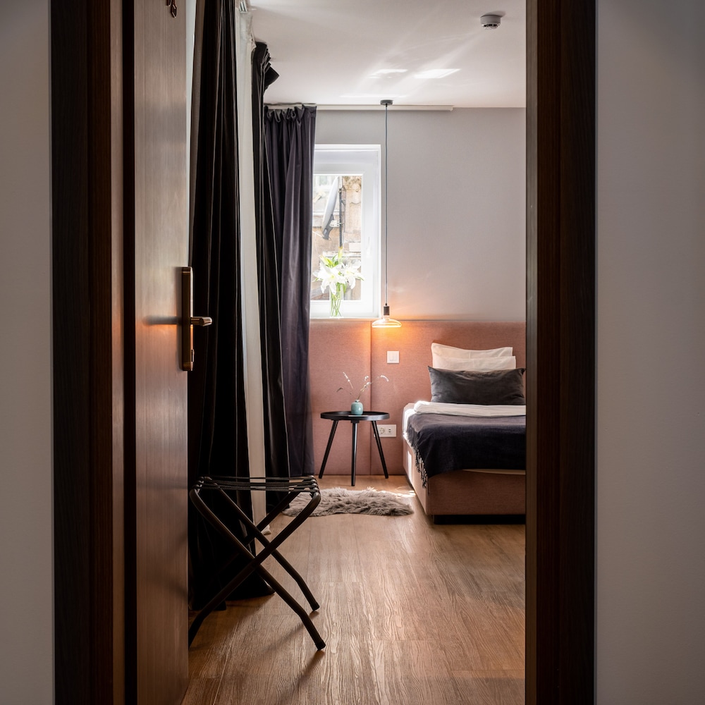Doma Zagreb — Hotel rooms in Zagreb, Zagreb (city)