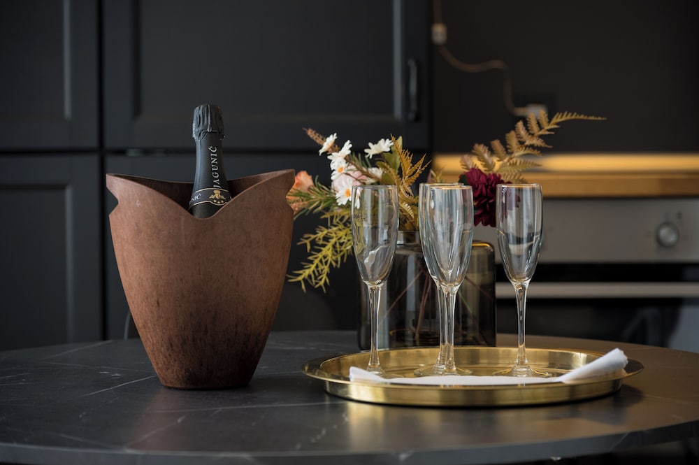 Doma Zagreb — Restaurant & bars in Zagreb, Zagreb (city)
