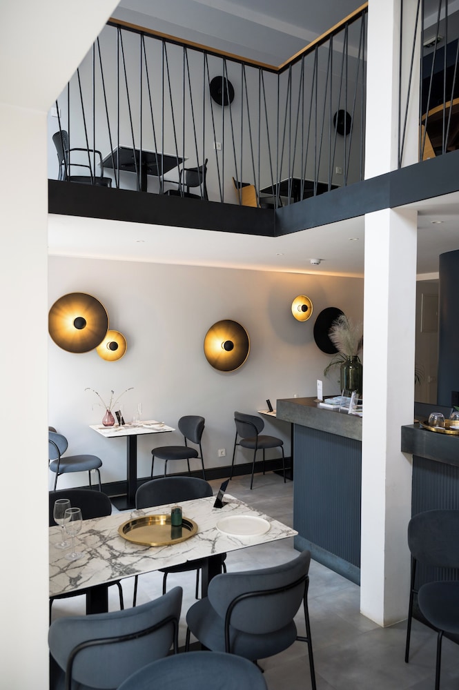 Doma Zagreb — Restaurant & bars in Zagreb, Zagreb (city)