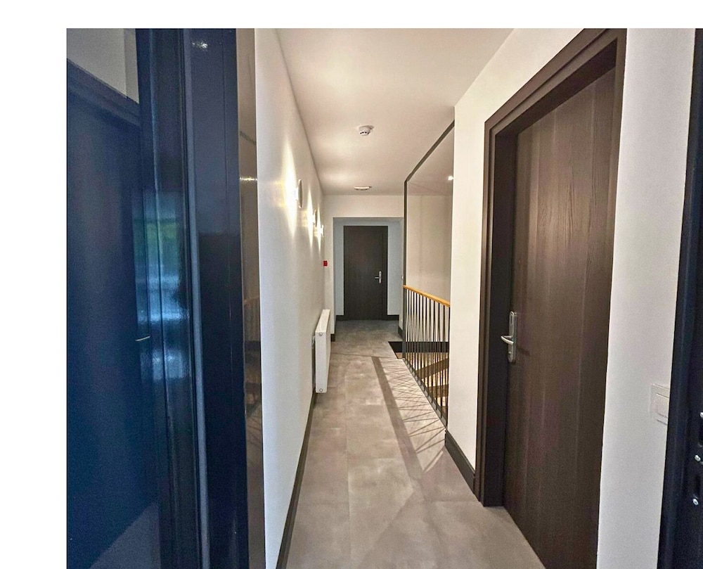 Doma Zagreb — Hotel building in Zagreb, Zagreb (city)