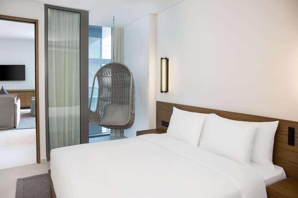 Radisson Beach Resort Palm Jumeirah — Hotel rooms in Dubai