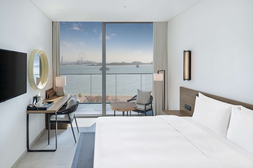 Radisson Beach Resort Palm Jumeirah — Hotel rooms in Dubai