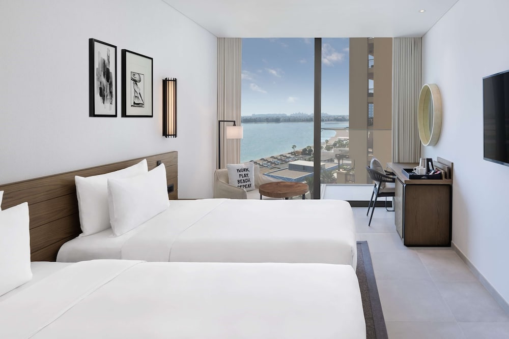 Radisson Beach Resort Palm Jumeirah — Hotel rooms in Dubai