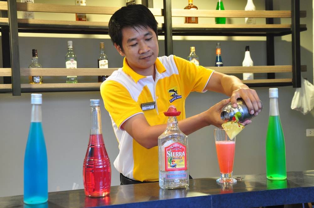 Flipper House Hotel — Restaurant & bars in Pattaya, Chonburi
