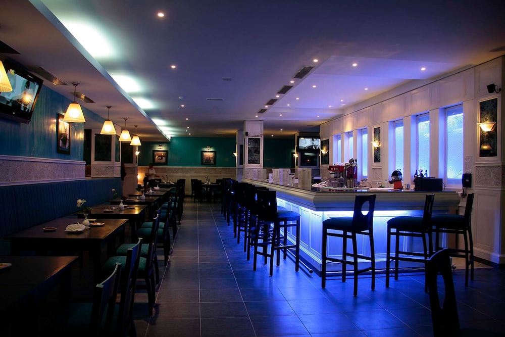 Hotel Aziza Thalasso Golf - Adults Only (à partir de 16 ans) — Restaurant & bars in Hammamet, Nabeul