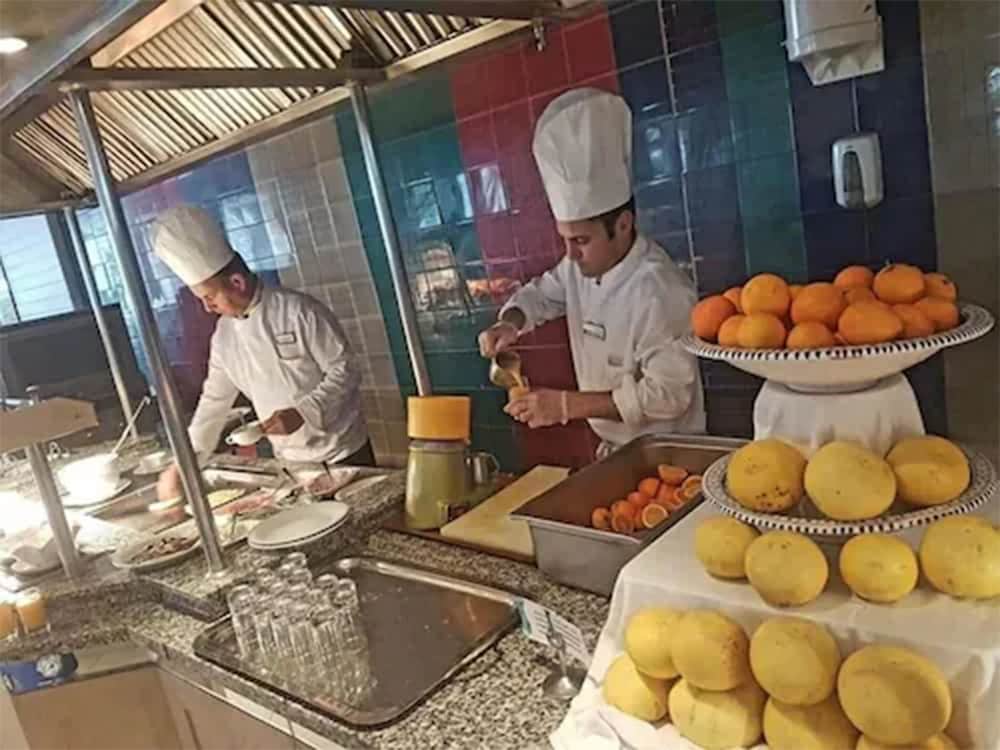 Hotel Aziza Thalasso Golf - Adults Only (à partir de 16 ans) — Restaurant & bars in Hammamet, Nabeul