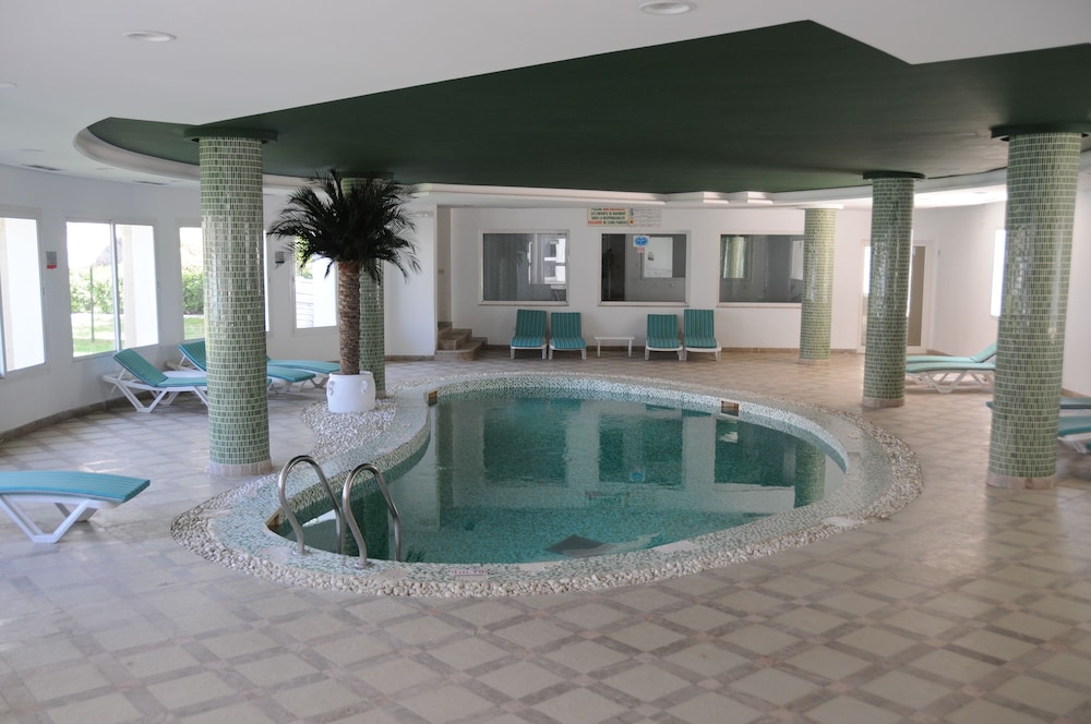 Hotel Menara — Pool in Hammamet, Nabeul