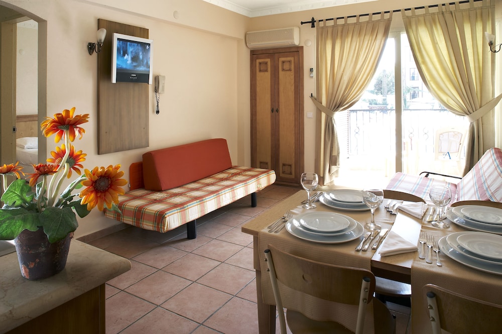 Club Anastasia Hotel — Hotel rooms in Marmaris, Mugla